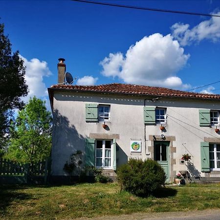Saint-Martial-sur-Isop Chambres D Hotes L'Agape מראה חיצוני תמונה