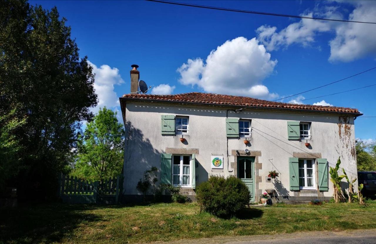 Saint-Martial-sur-Isop Chambres D Hotes L'Agape מראה חיצוני תמונה