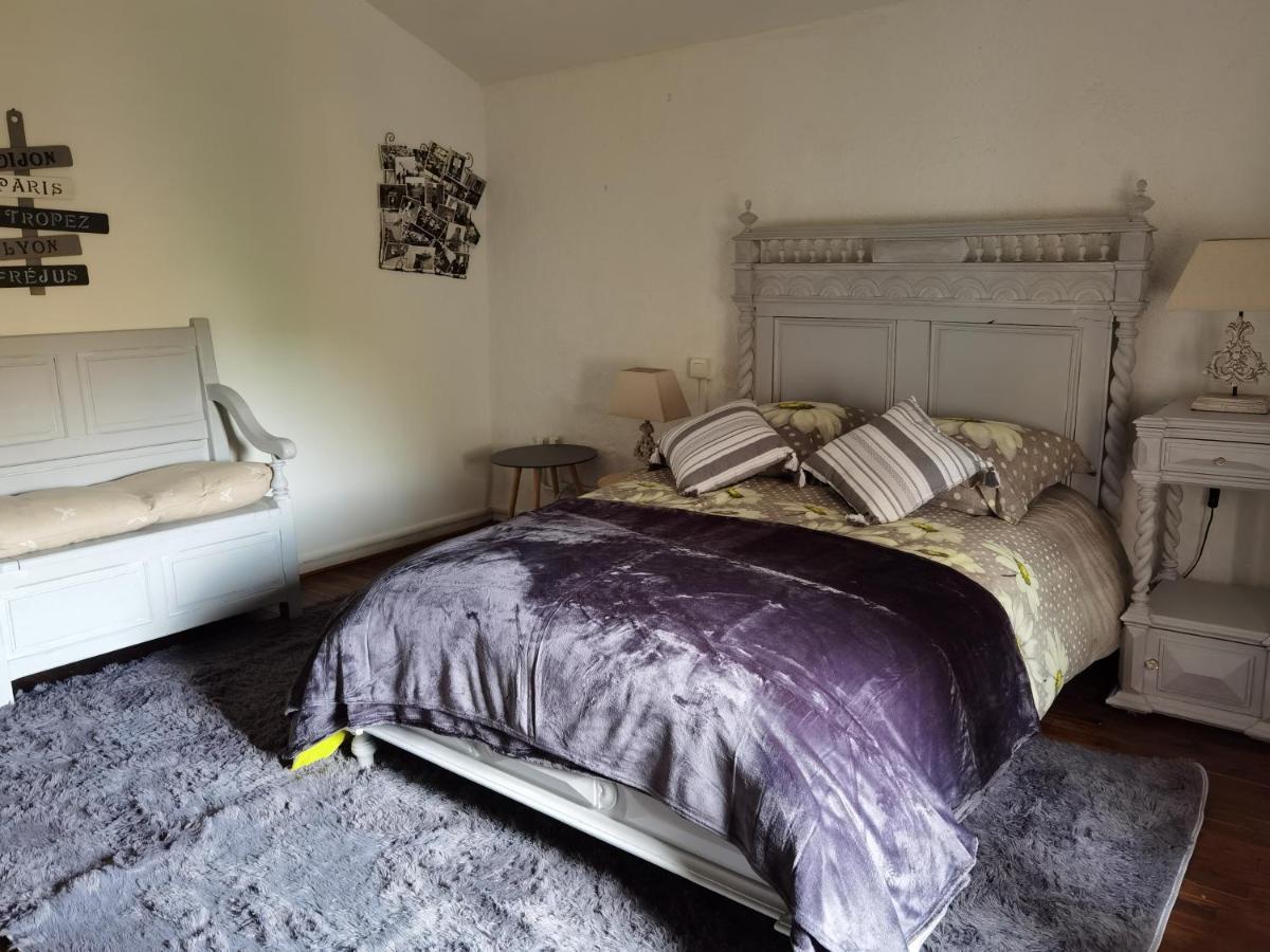 Saint-Martial-sur-Isop Chambres D Hotes L'Agape מראה חיצוני תמונה